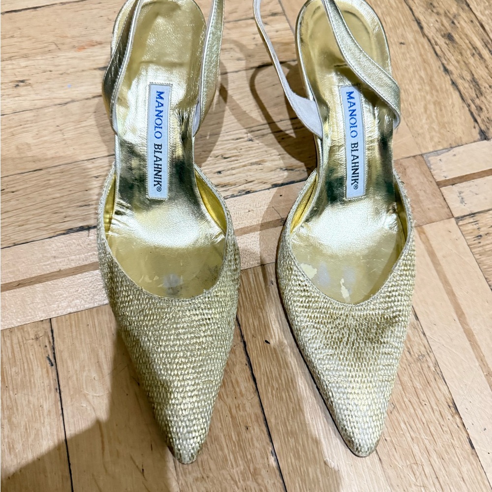 Manolo Blahnik Gold Textured Heels